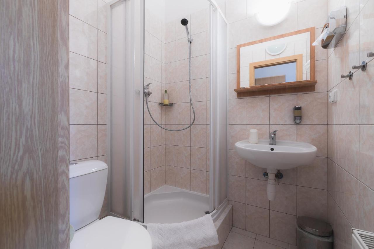 Penzion U Vlka Ceske Budejovice Bagian luar foto